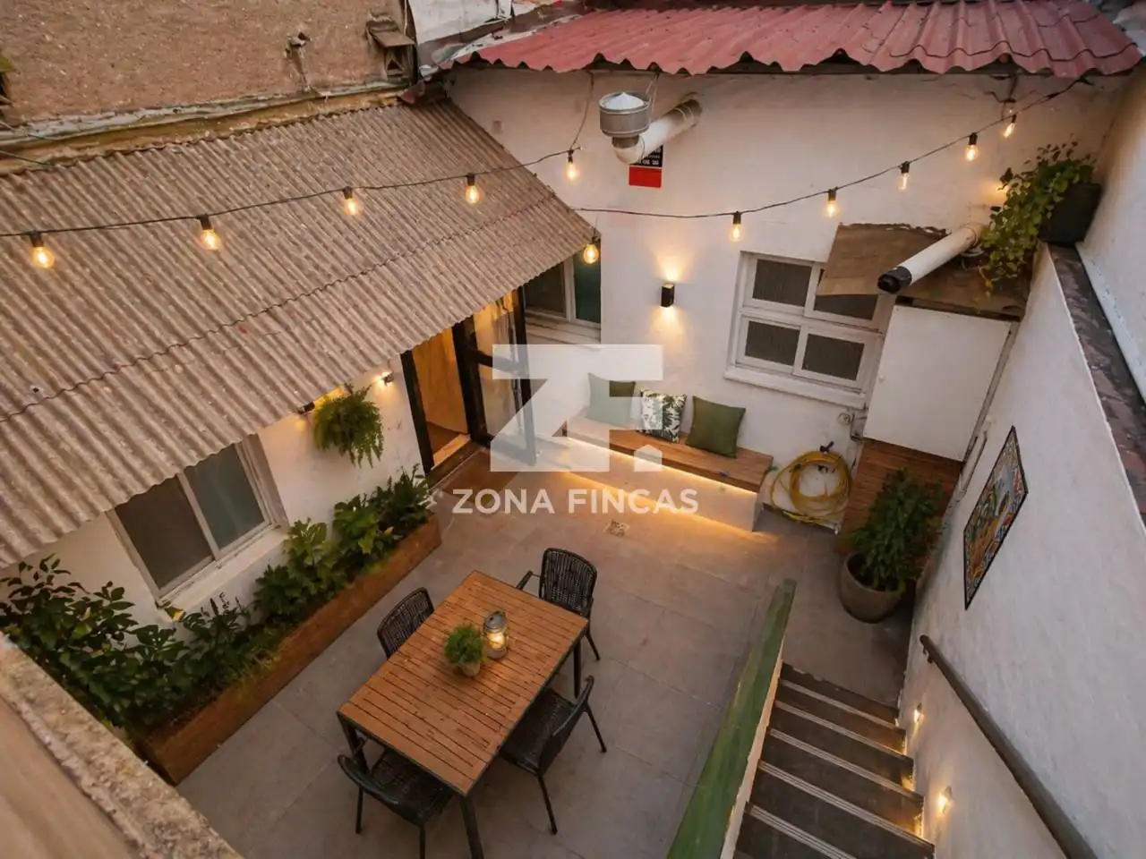 Terrassa de Casa o xalet en venda en Santa Coloma de Gramenet amb Aire condicionat, Calefacció i Jardí privat