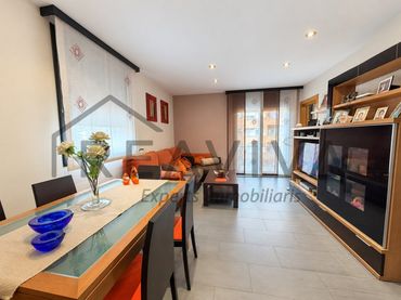 Flat with lift for sale in Plaza Europa