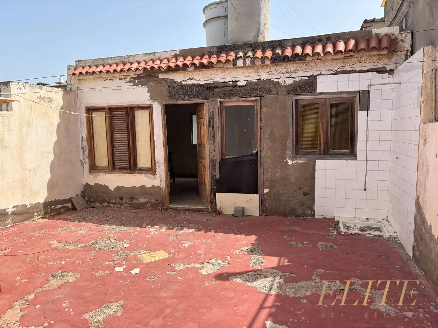 Vista exterior de Casa adosada en venda en Telde