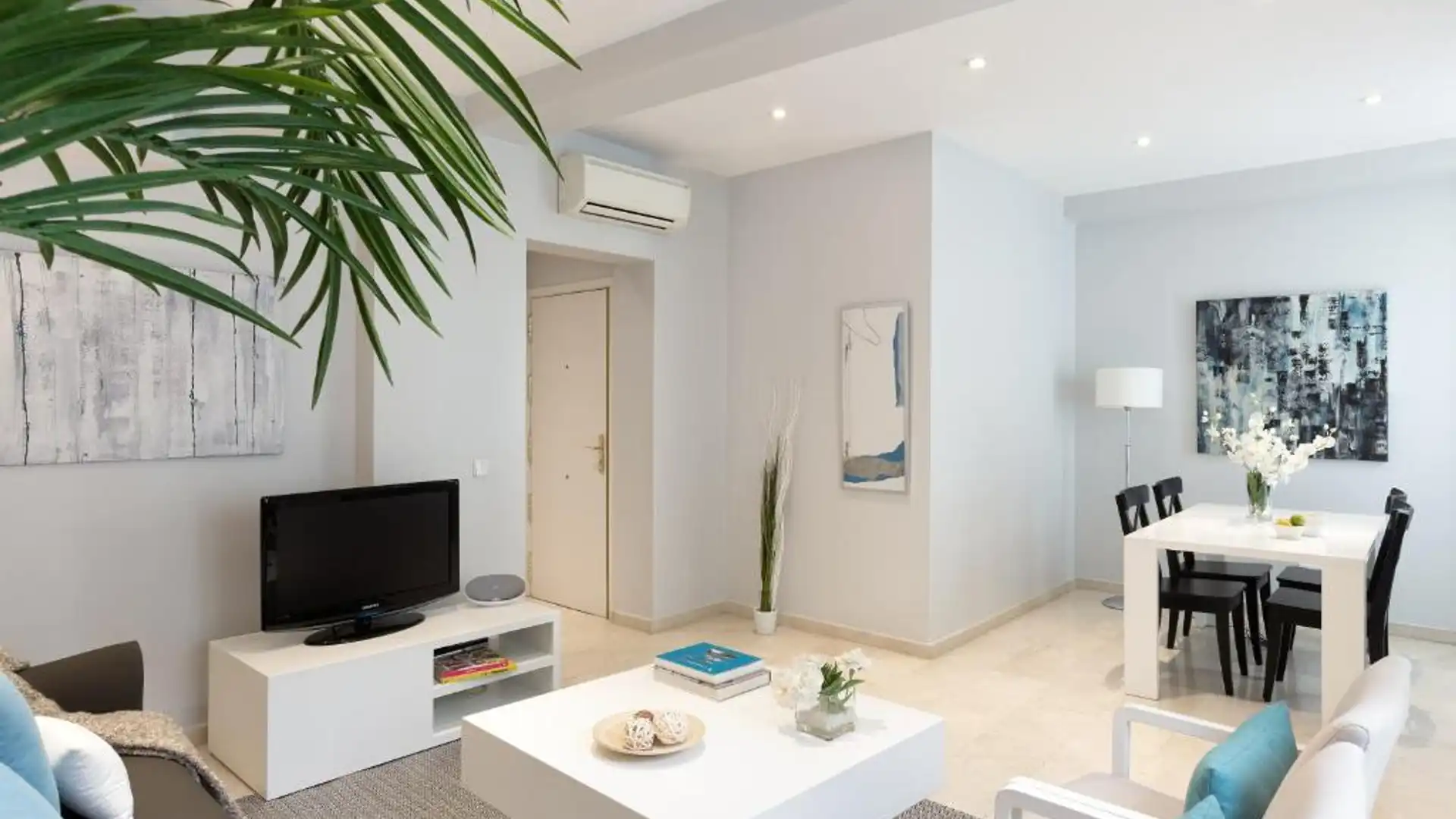 Sala de estar de Estudio de alquiler en  Palma de Mallorca con Amueblado y Se aceptan mascotas