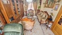 Living room of House or chalet for sale in Aranjuez  with Air Conditioner, Heating and Balcony