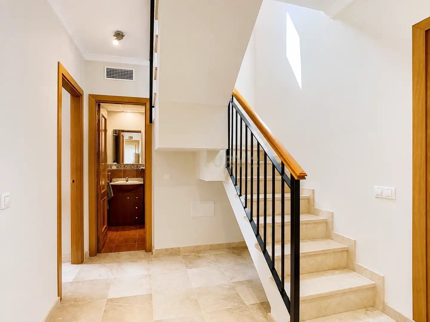 Apartamento con ascensor en venta en Calle las Dalias, Fuengirola, Spain, imagen 17