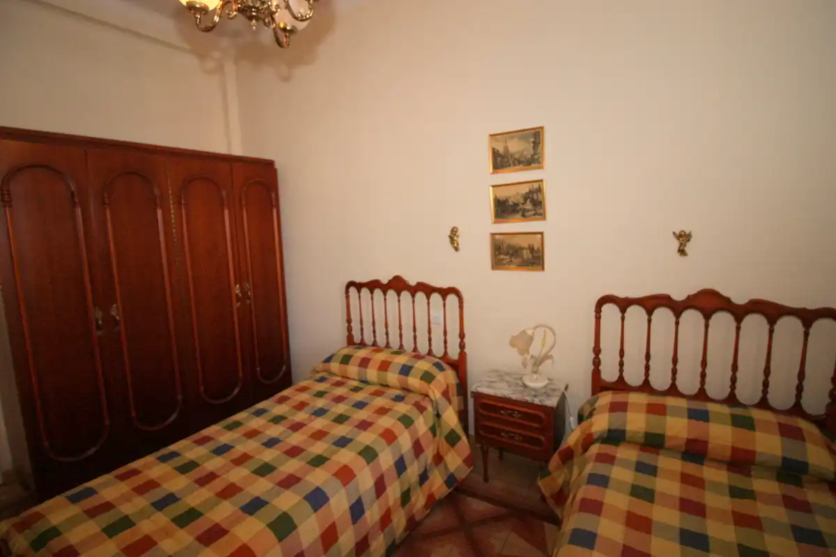 Habitación de Edificio en venta en Arenas de San Pedro