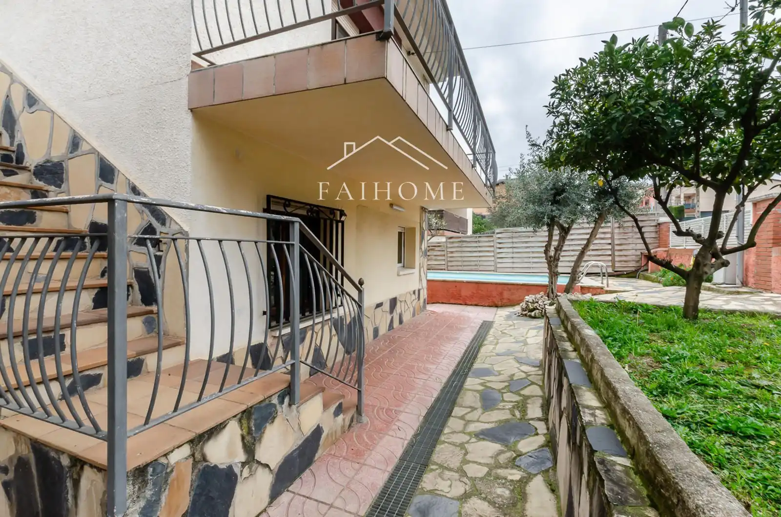 Vista exterior de Casa o chalet en venta en Lliçà d'Amunt con Aire acondicionado, Calefacción y Parquet