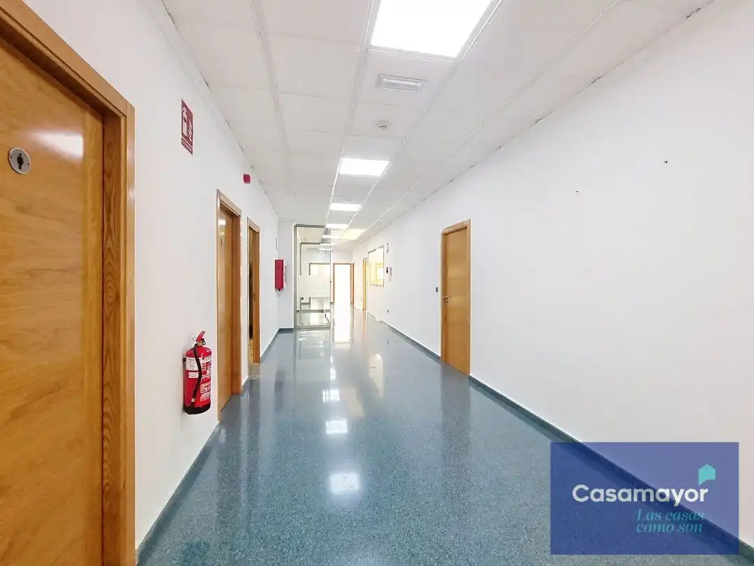 Nau industrial de lloguer a Villamontes - Boqueres