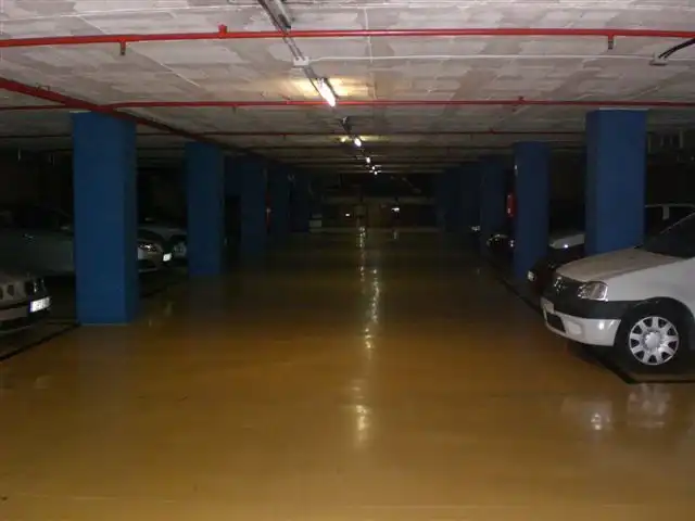Parkplatz zur Miete in CALLE COMTES DE BELL.LLOC 161, imagen 2