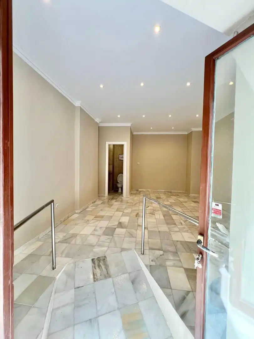 Local comercial de lloguer a Centro, imagen 4