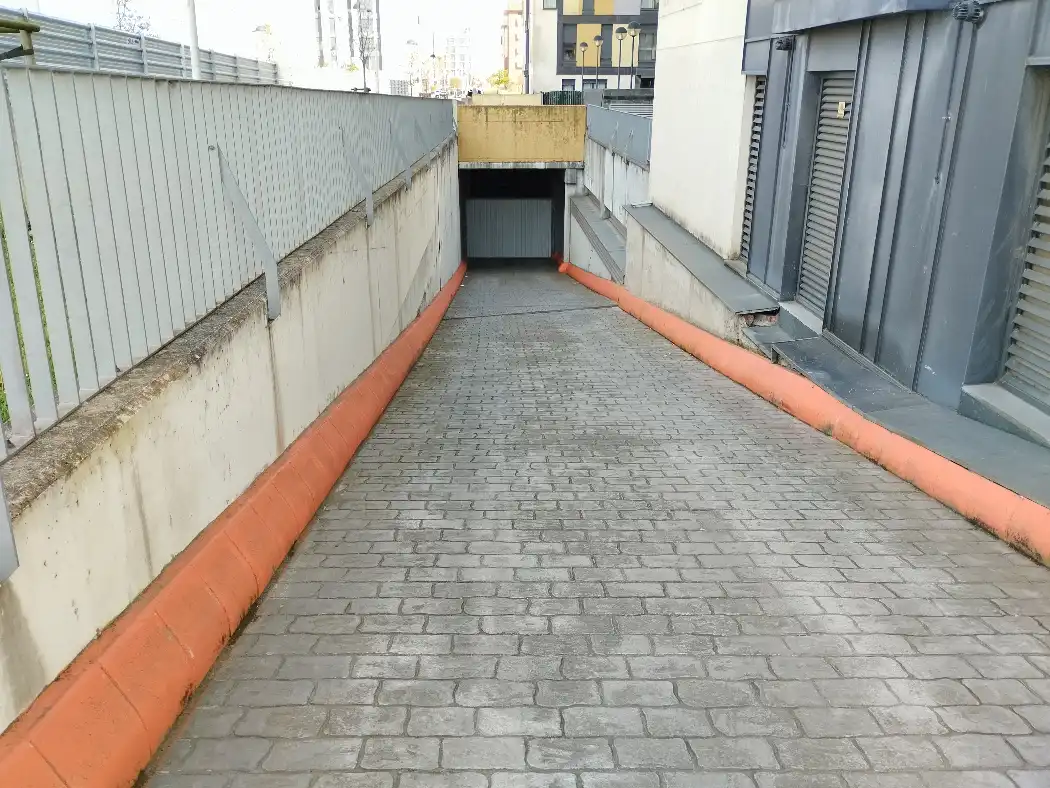 Aparcament de Garatge en venda en Santander