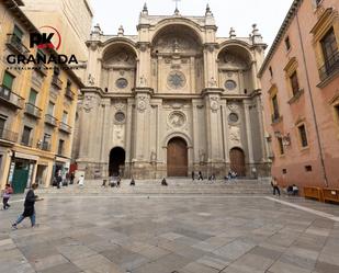 Exterior view of Flat for sale in  Granada Capital