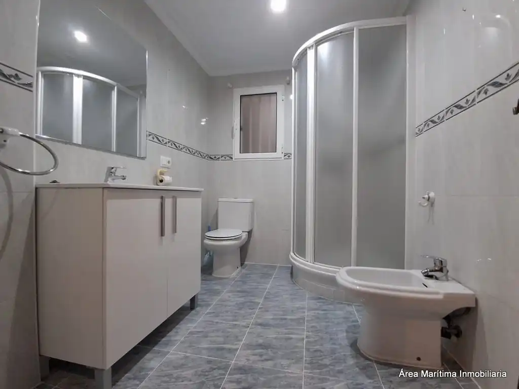 Flat for rent in Carrer d'Ernest Anastasio, El Cabanyal - El Canyamelar