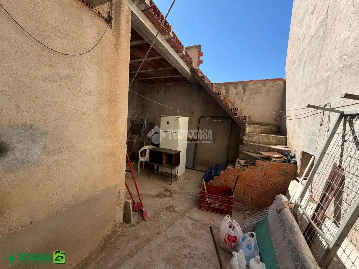 Casa aparellada en venda a Granátula de Calatrava, imagen 14