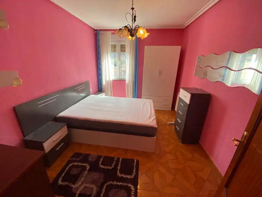 Habitación de Piso de alquiler en San Martín del Rey Aurelio con Calefacción, Amueblado y Horno