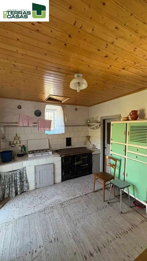 Cuina de Casa o xalet en venda en A Lama   amb Jardí privat