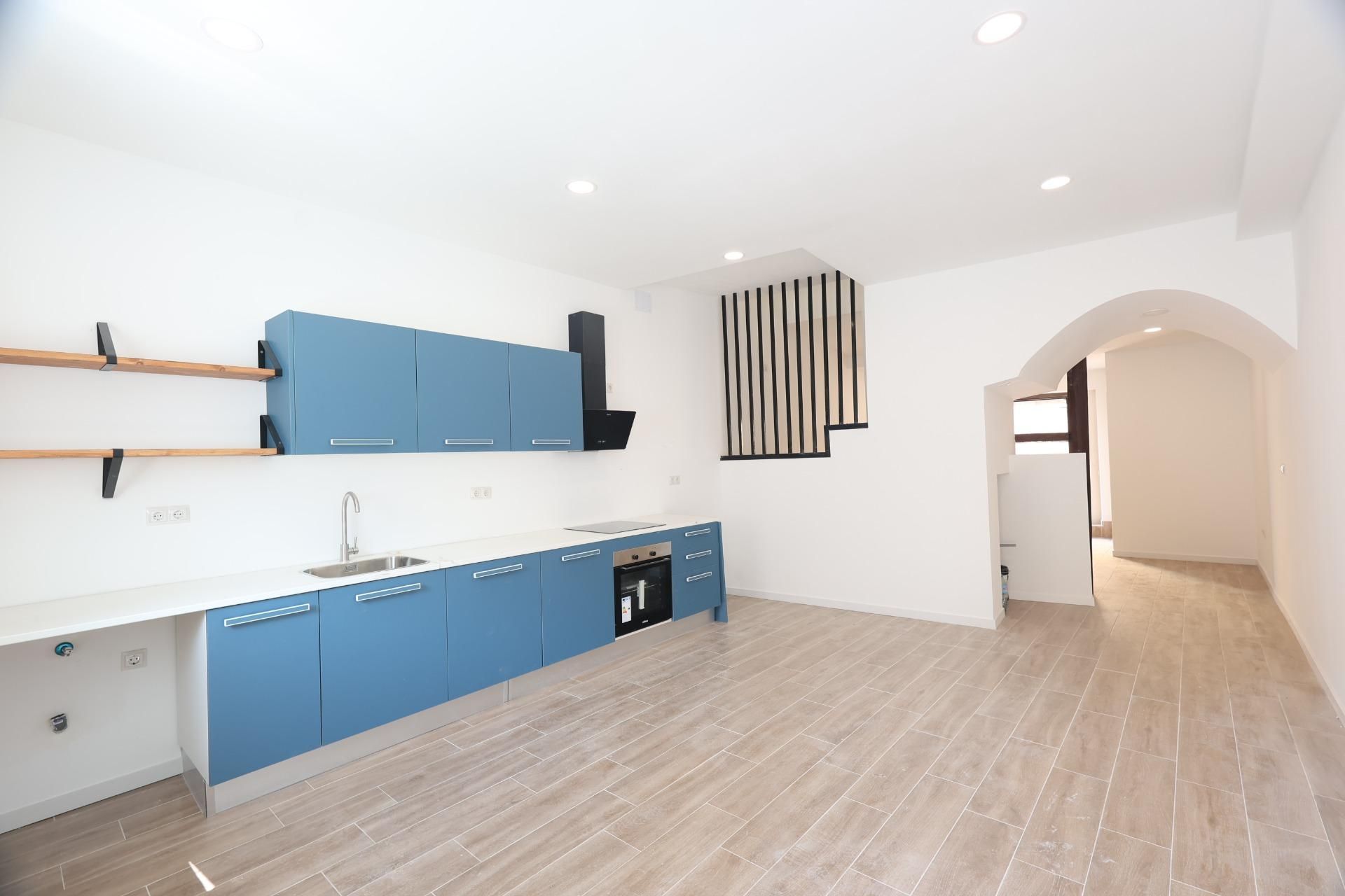 House or chalet for sale in Centre