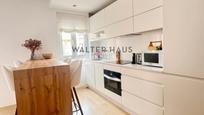 Kitchen of Flat for sale in  Madrid Capital  with Air Conditioner, Heating and Oven