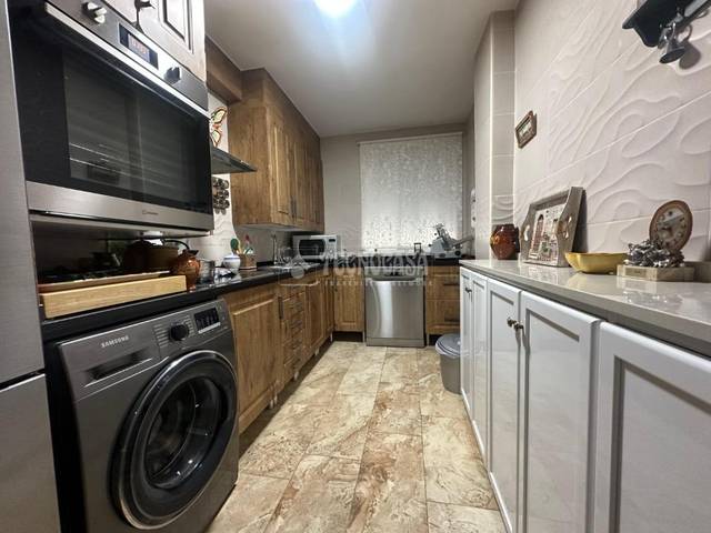 Piso en Venta en Colores -  Entreparques