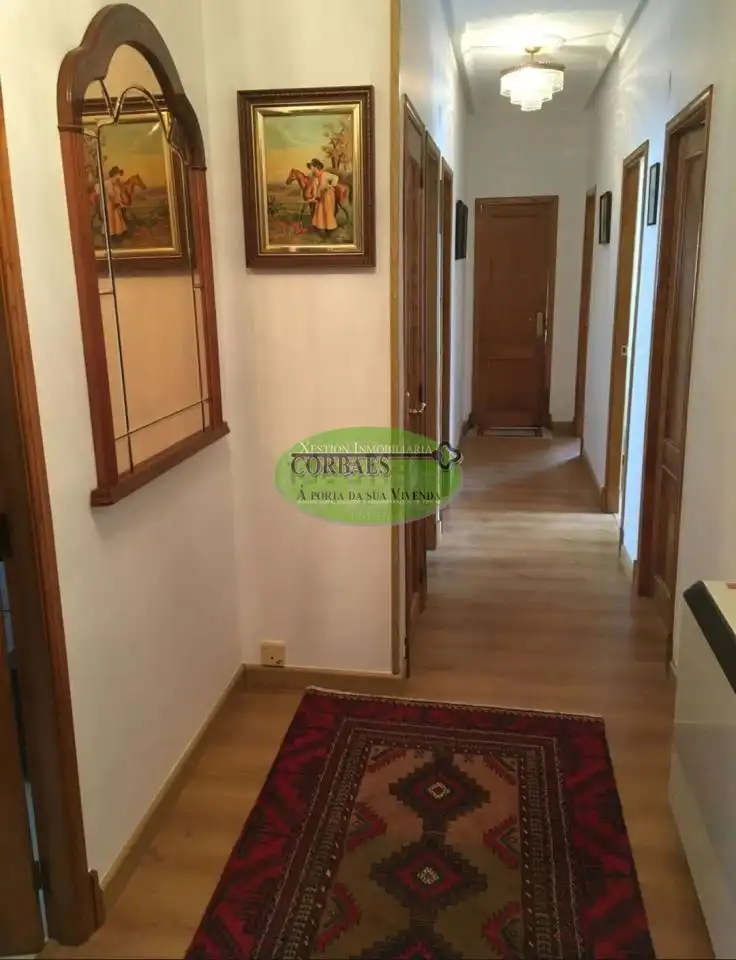 Wohnung zum Verkauf in Xunqueira de Ambía mit Heizung, Abstellraum und Möbliert