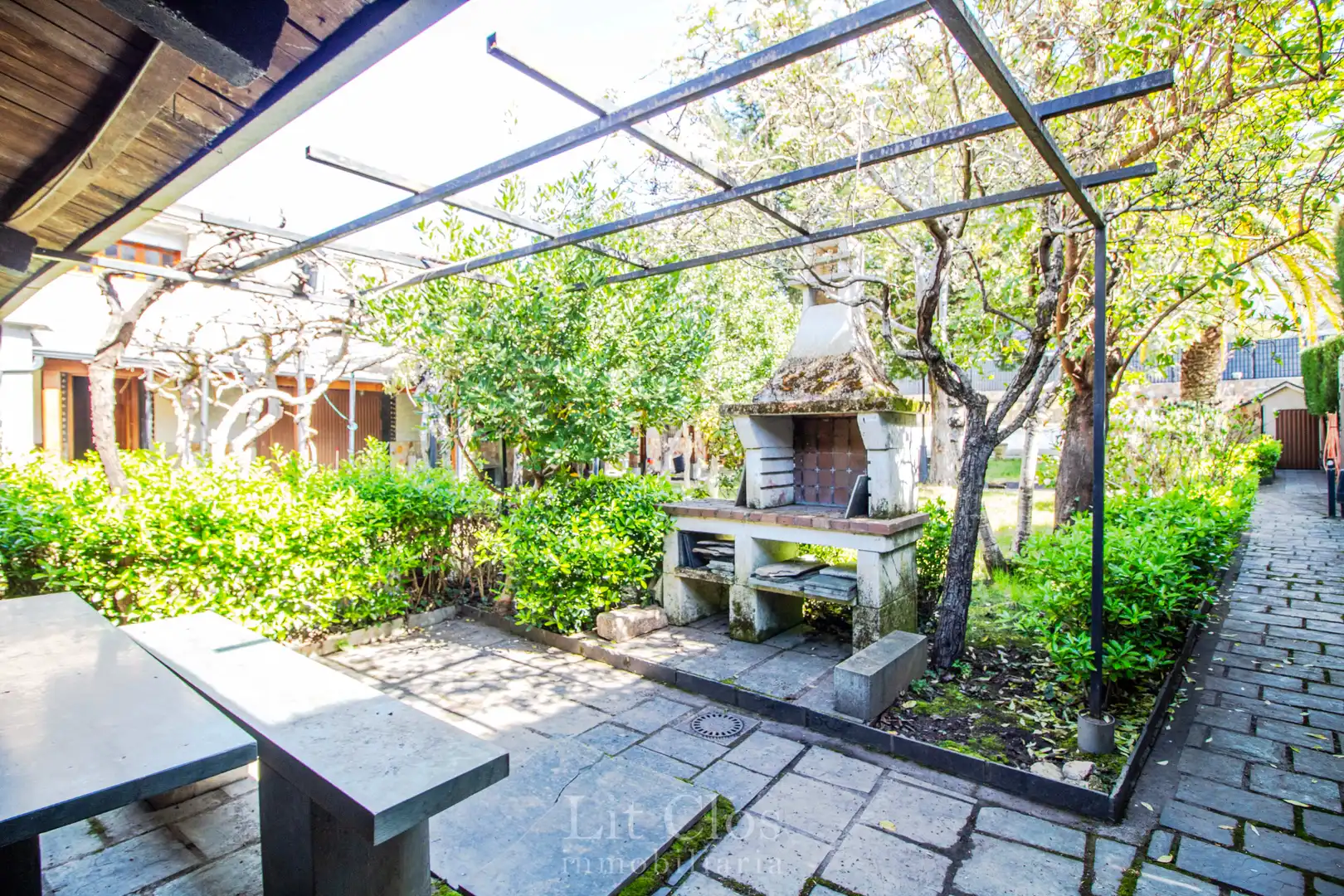 Garden of Houses for sale in Carballeda de Valdeorras  with Air Conditioner, Heating and Private garden