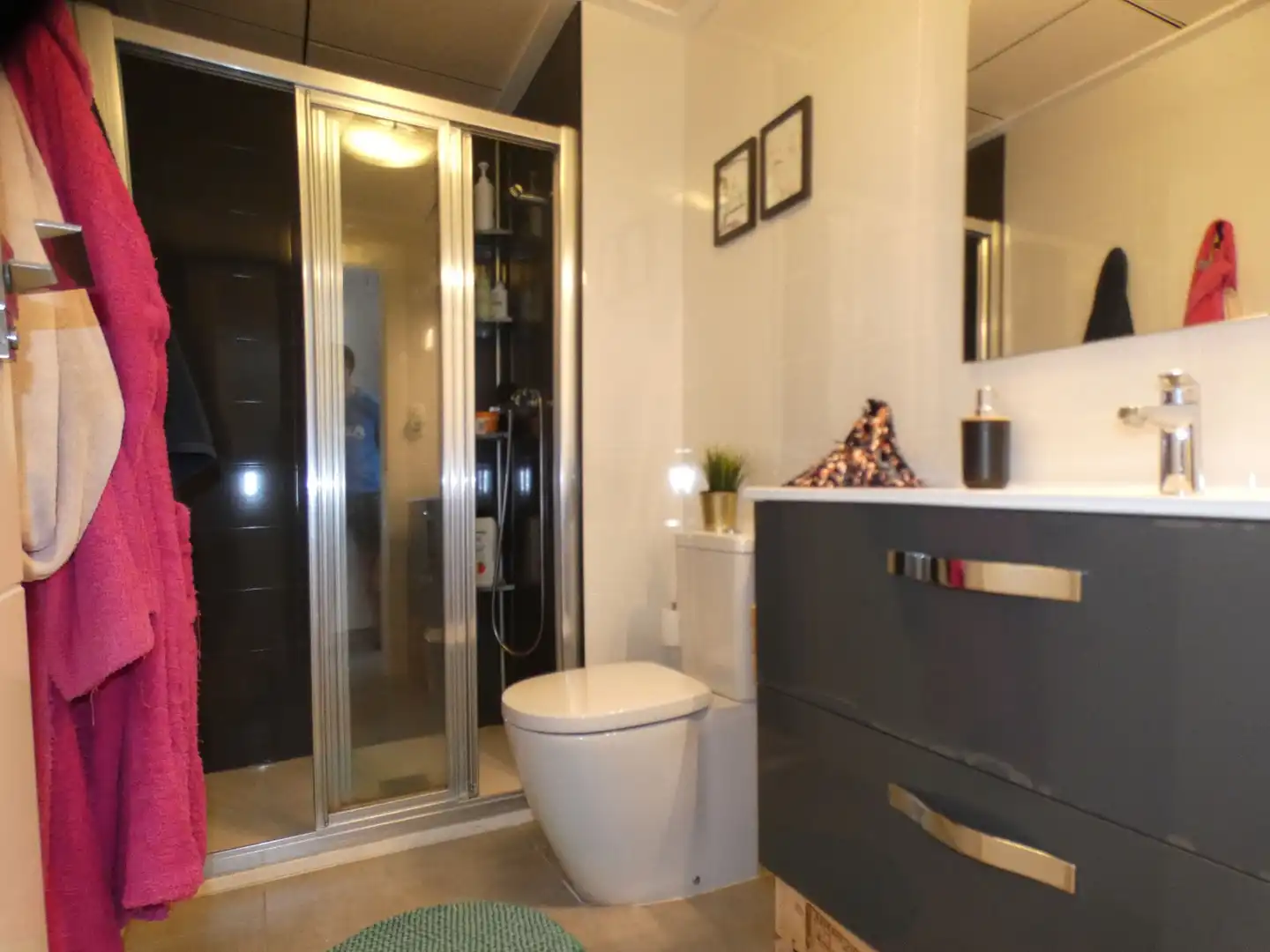 Baño de Casa adosada en venta en San Pedro del Pinatar con Aire acondicionado, Calefacción y Jardín privado