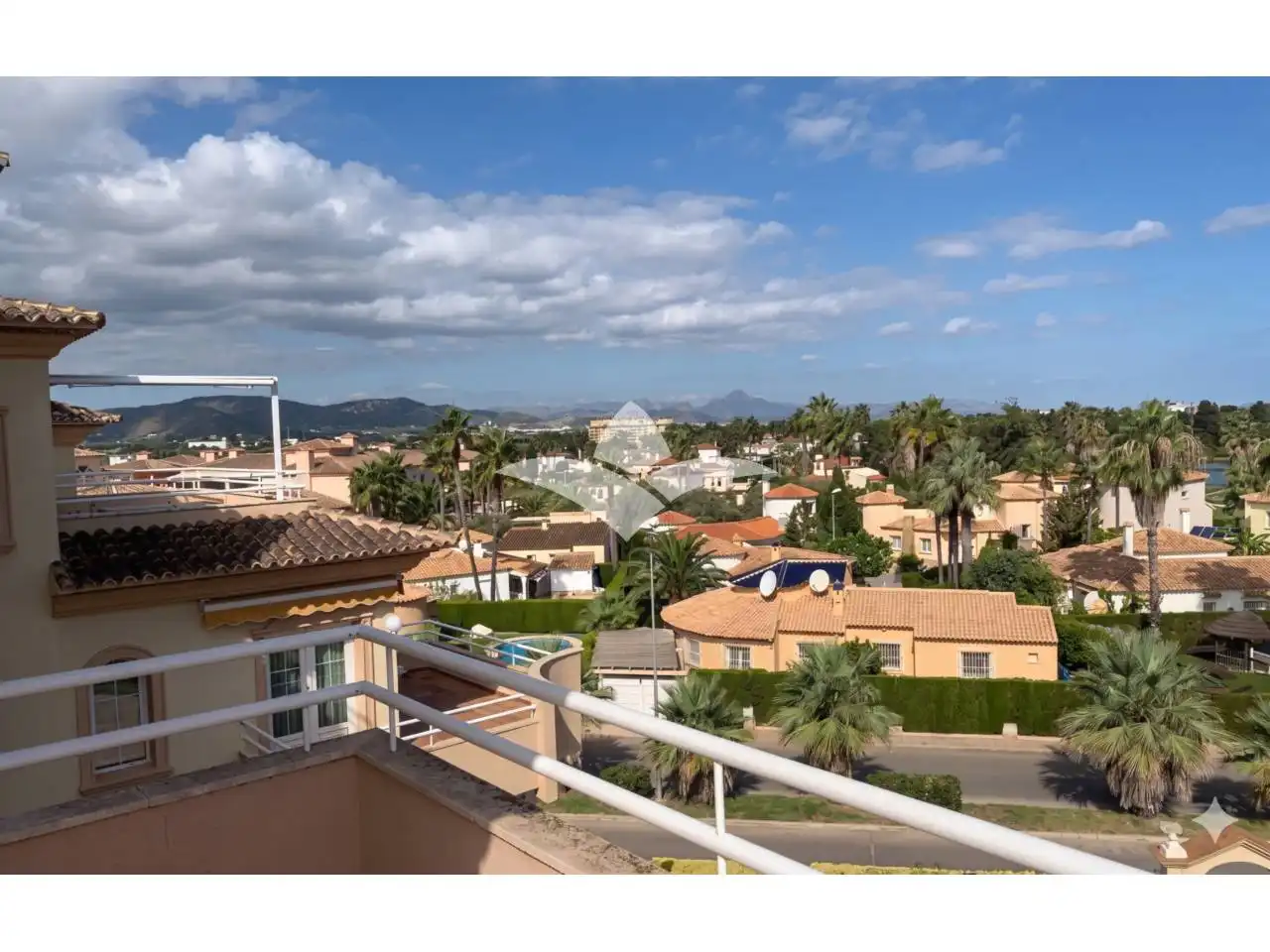 Exterior view of Attic for sale in Oliva  with Air Conditioner, Parquet flooring and Terrace