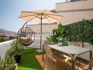 Pis amb piscina en venda a Calle La Montañita