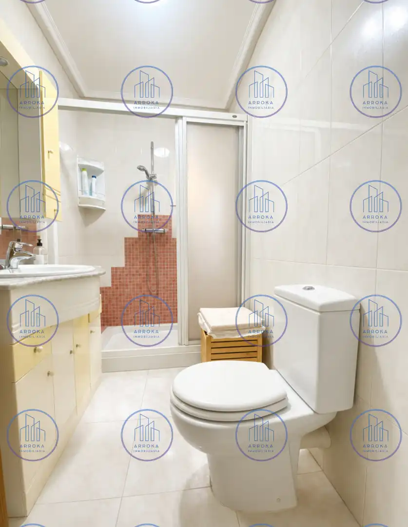 Bathroom of Flat for sale in Eibar  with Heating, Parquet flooring and Terrace