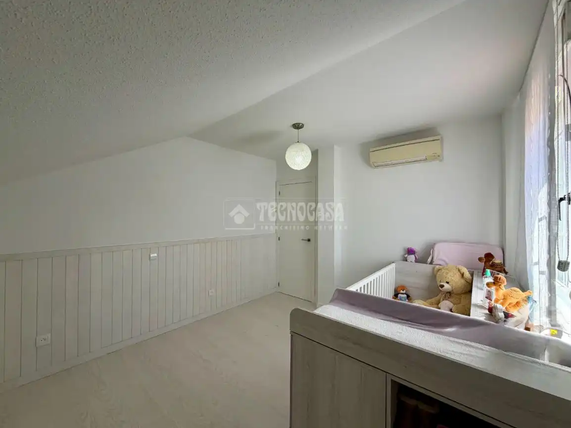 Casa adosada en venta en Villanueva de la Torre
