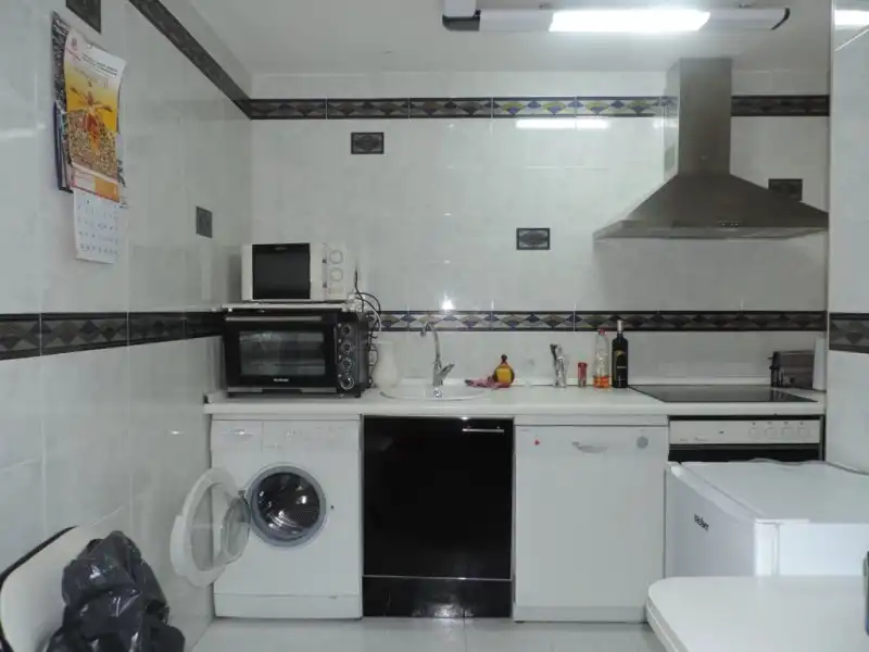 Cocina de Piso en venta en Guadalajara con Calefacción, Parquet y Terraza