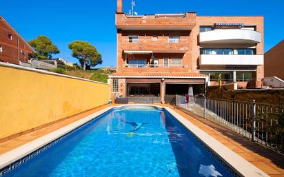 Piscina de Casa o xalet en venda en Gavà amb Terrassa i Piscina