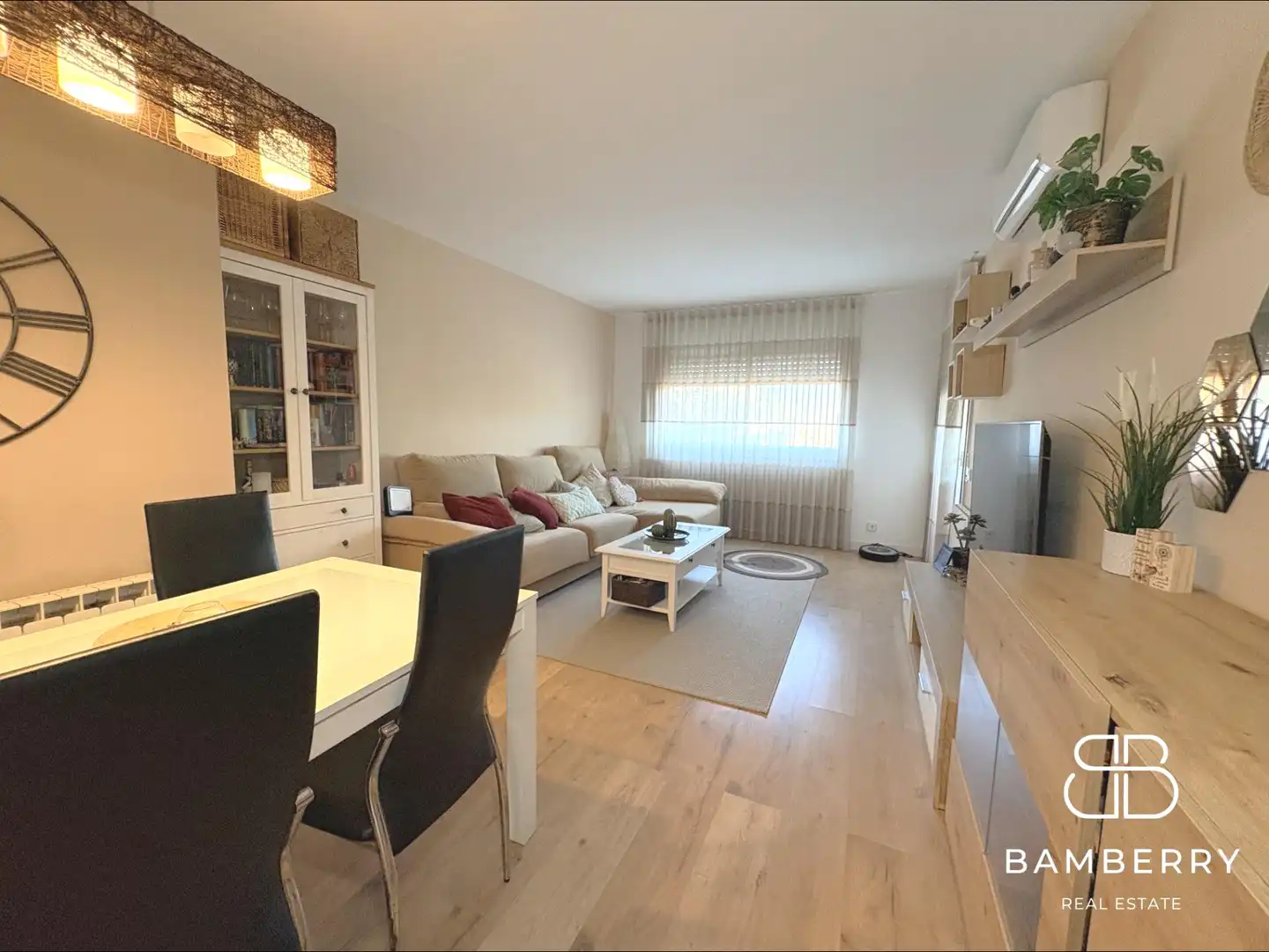 Appartamento con terrazza in vendita a Centre