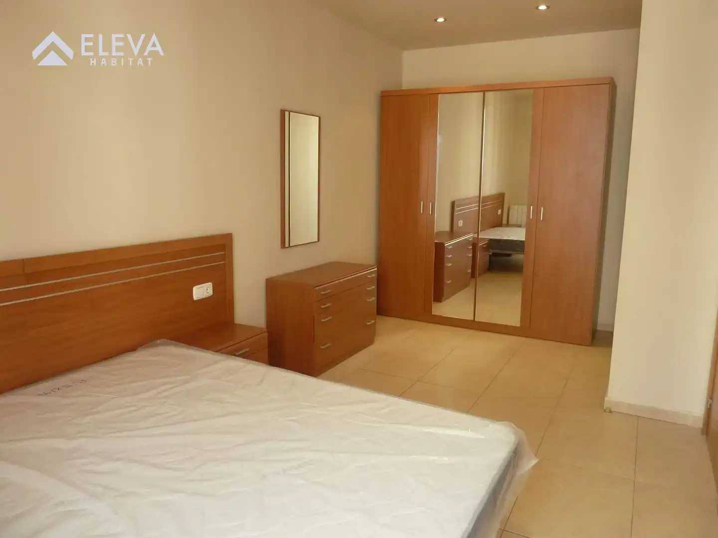 Habitación de Edificio en venta en Lleida