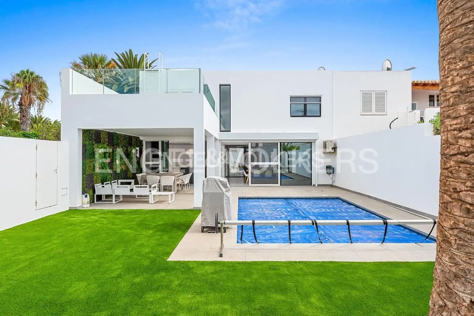 Vista exterior de Casa o chalet en venta en Arona con Aire acondicionado, Terraza y Piscina