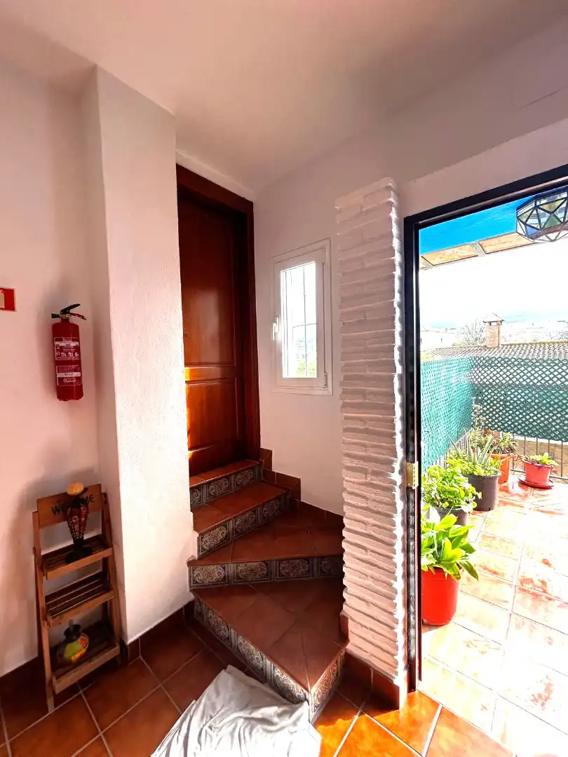 Einfamilien-Reihenhaus zur Miete in Alhaurín El Grande mit Klimaanlage, Terrasse und Abstellraum
