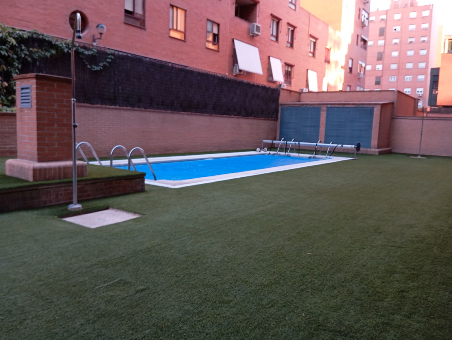 Swimming pool of Loft for sale in  Madrid Capital  with Air Conditioner, Heating and Parquet flooring