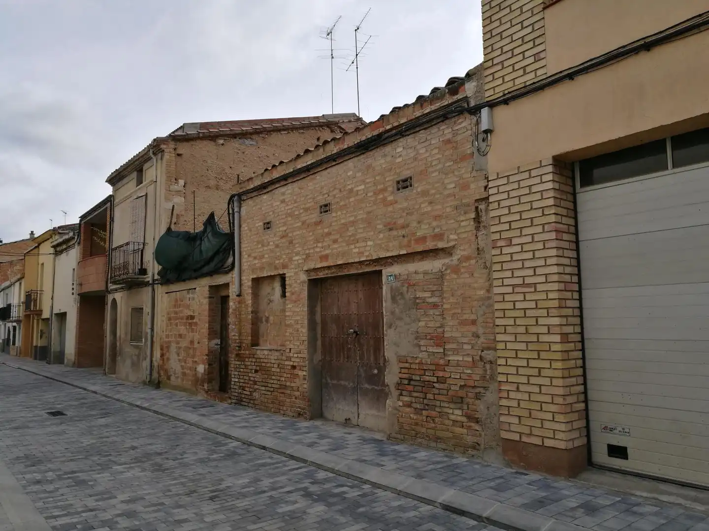 Business premises for sale in de Santa Cristina 14, imagen 3
