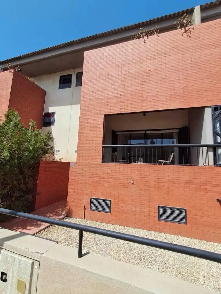 Vista exterior de Casa adosada en venda en Murcia amb Jardí privat, Terrassa i Traster
