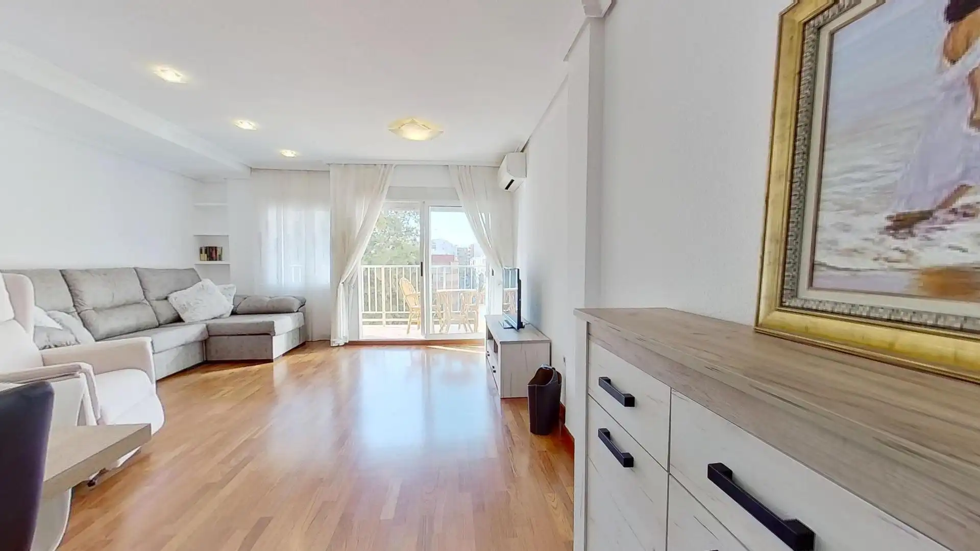 Flat for rent in ABEN AL ABBAR, 18, Albors