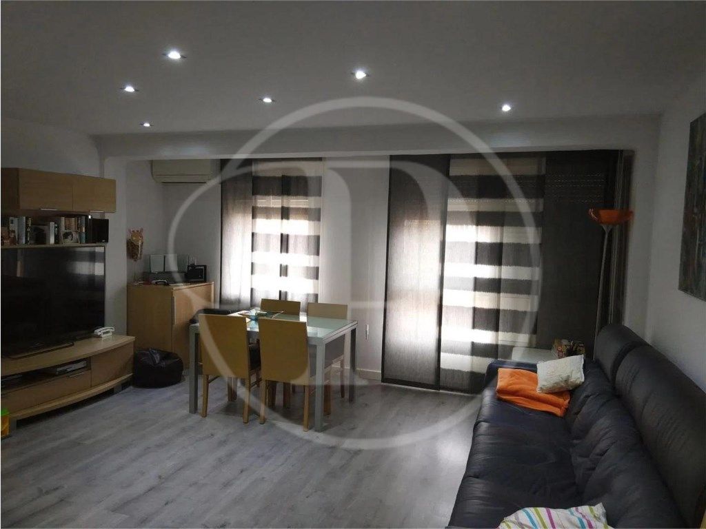 Piso en venta en Calle Julio Colomer