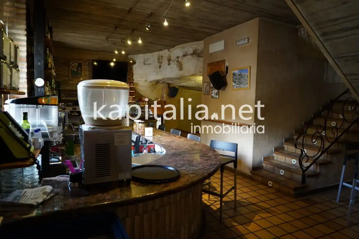 Commercial properties for sale in Bocairent  with Air Conditioner and Furnished