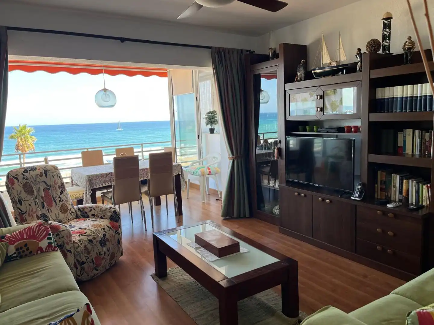 Wohnzimmer von Wohnungen zur Miete in Playa de los Boliches