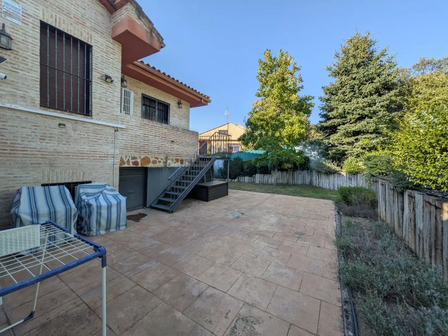 Terrassa de Casa o xalet en venda en Valdeaveruelo amb Aire condicionat, Calefacció i Jardí privat