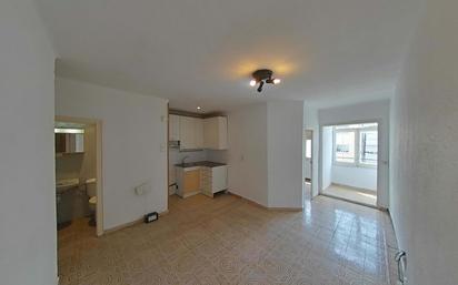 Kitchen of Flat for sale in Badalona