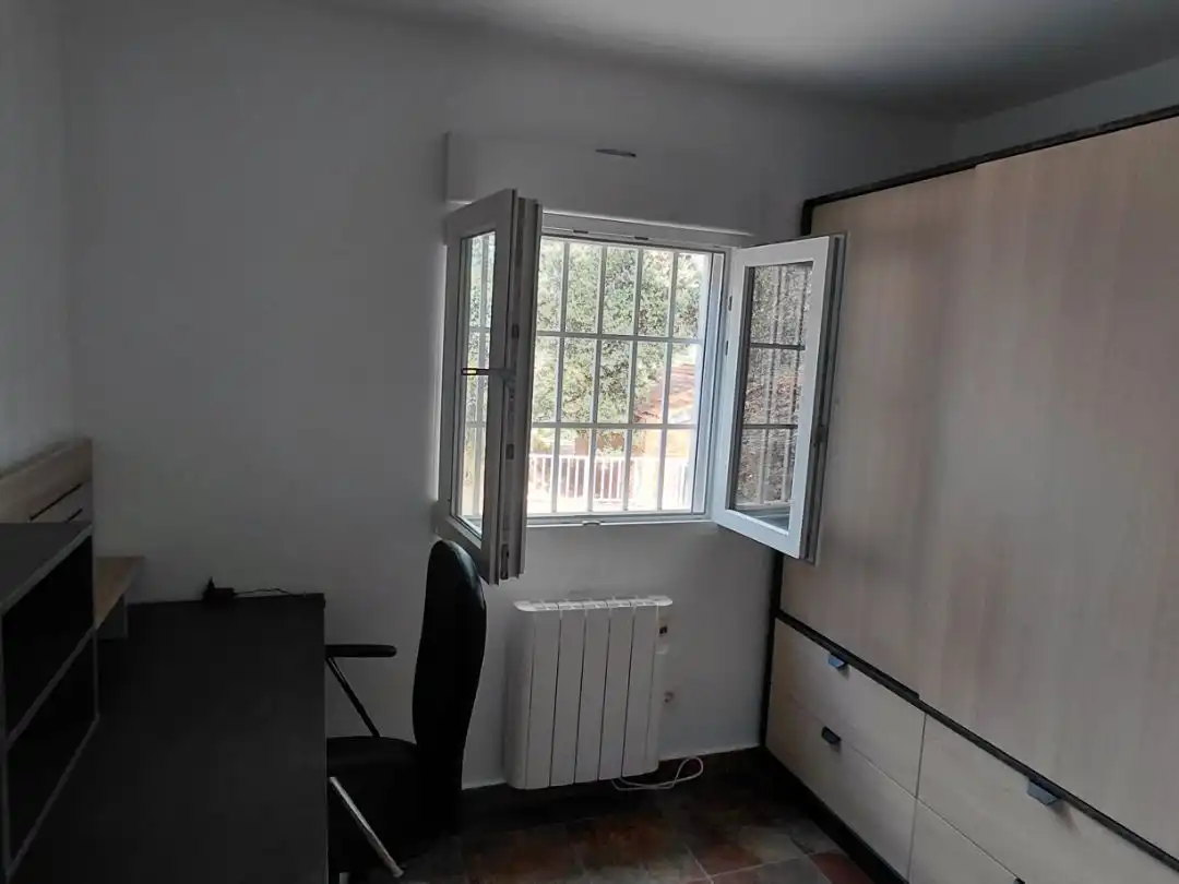 Habitación de Casa o chalet para compartir en Valdemaqueda con Calefacción, Jardín privado y Terraza