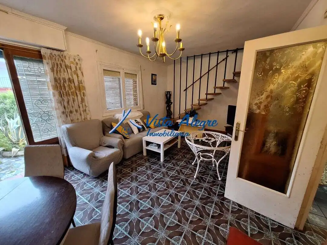 Sala de estar de Casa adosada en venta en Labastida / Bastida con Jardín privado, Terraza y Trastero