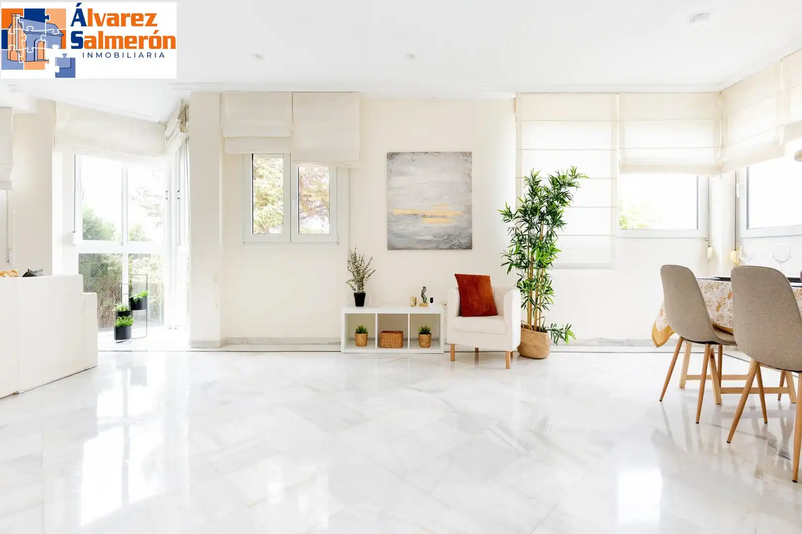 Living room of Houses for sale in Granada  with Air Conditioner, Private garden and Terrace