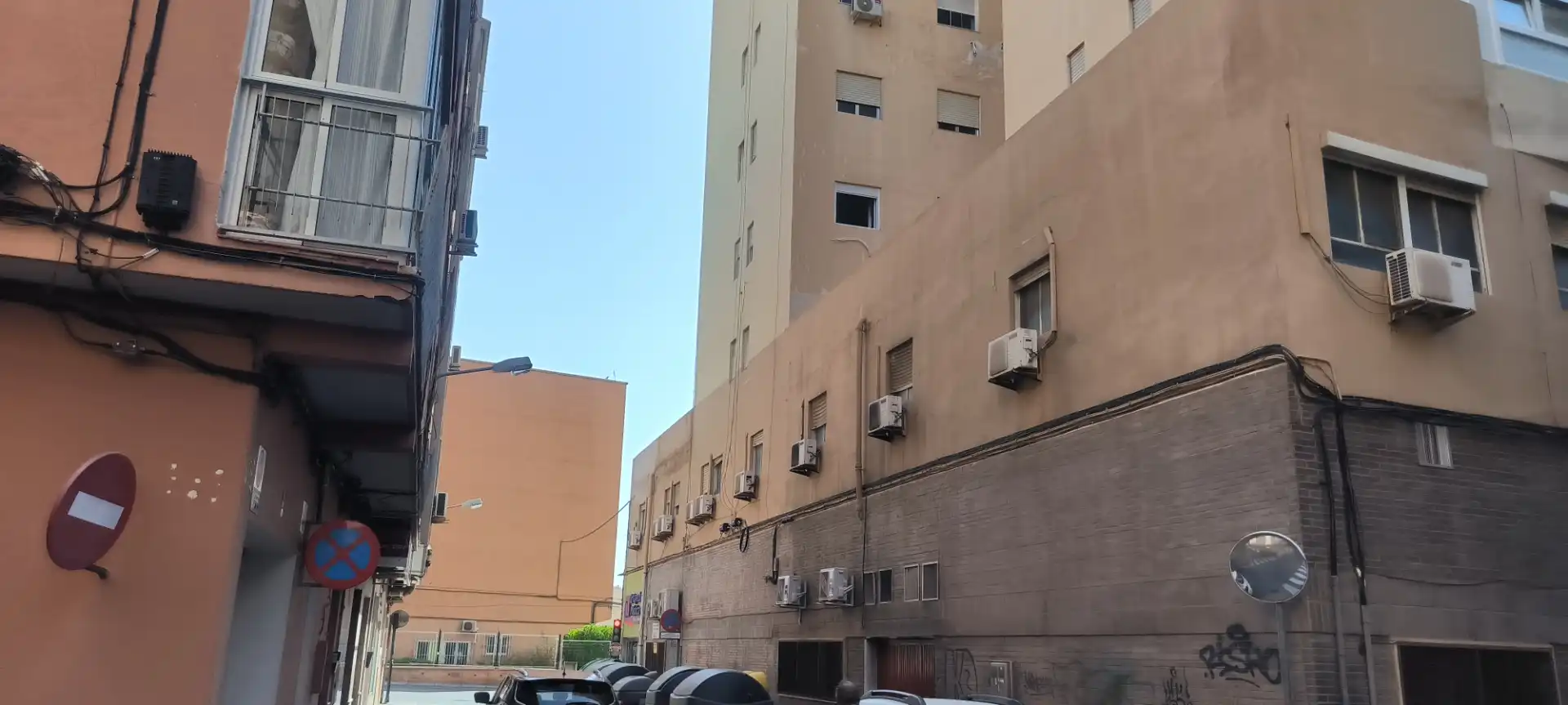 Exterior view of Flat for sale in Almería  with Air Conditioner, Furnished and Oven