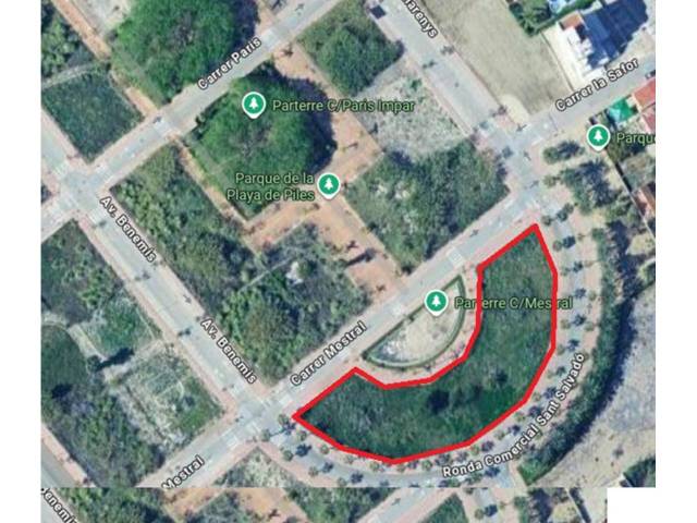 Terreno industrial en Venta en Comercial Sant Salvador en Piles