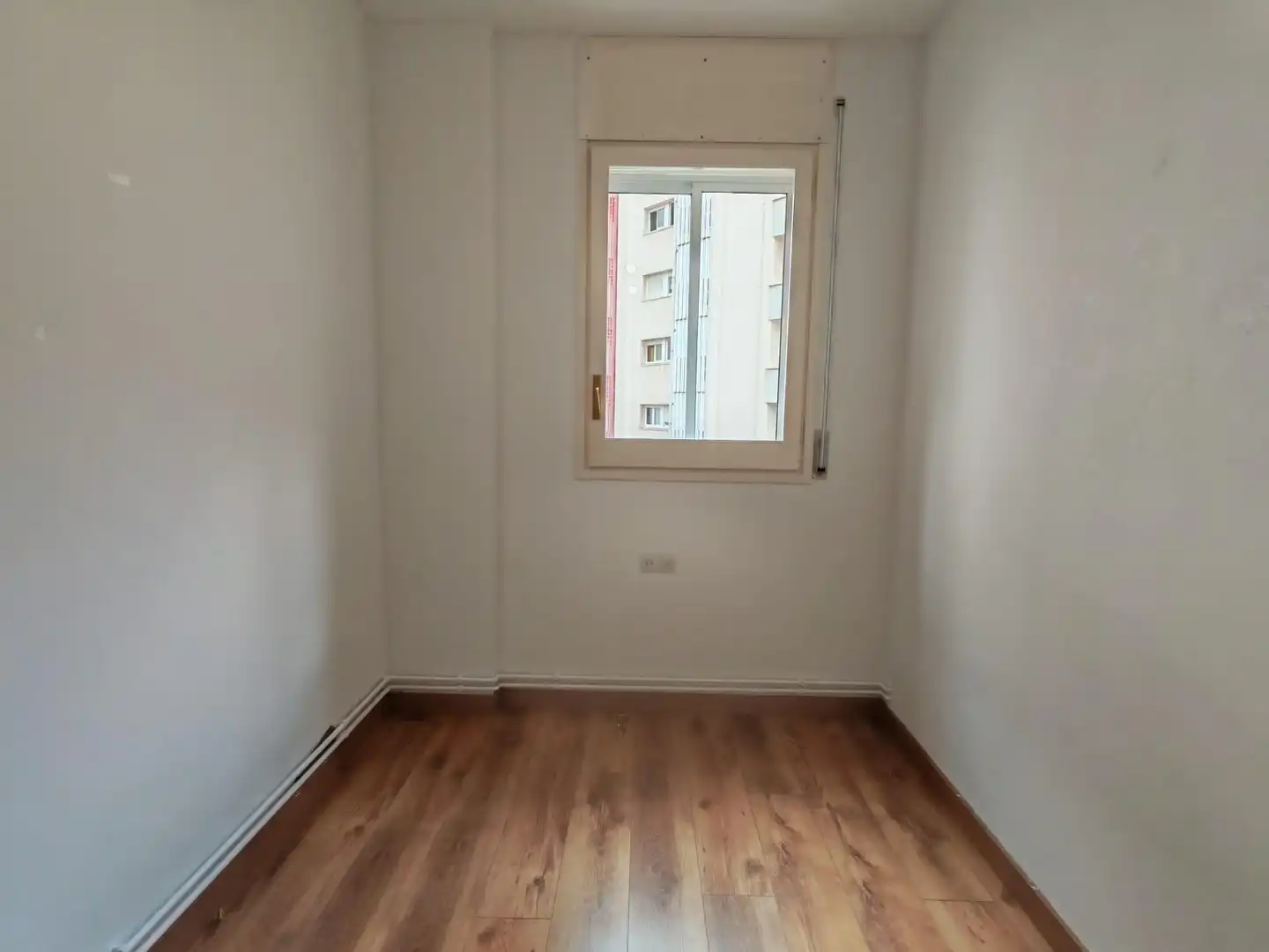 Habitación de Apartamento en venta en Barcelona con Calefacción, Parquet y Balcón