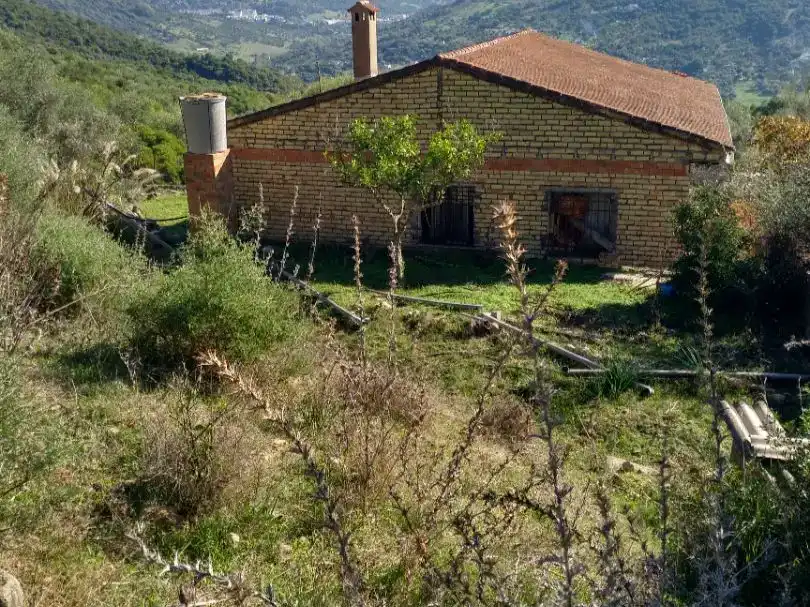 Finca rústica en venda en Ubrique