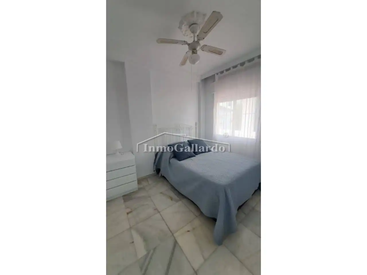 Habitación de Apartamento de alquiler en Rincón de la Victoria con Terraza, Amueblado y Piscina comunitaria